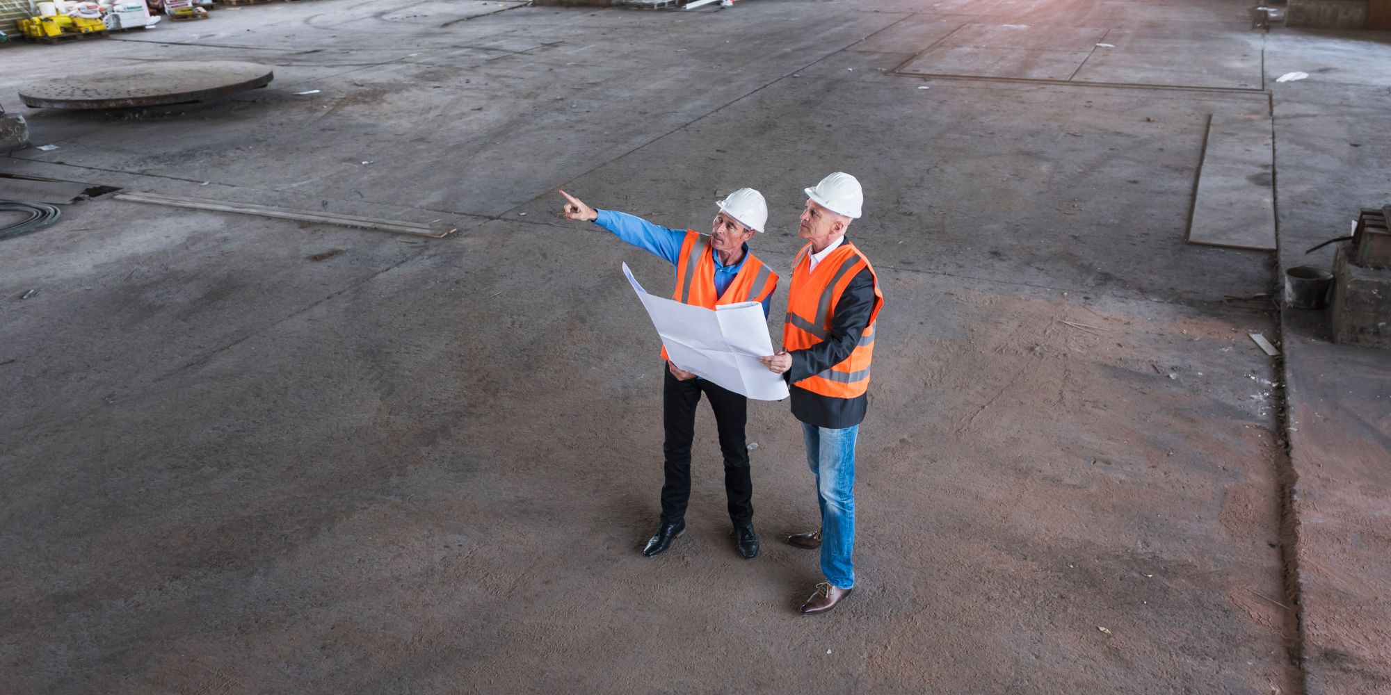 Engineers discussing GB machinery safety regulations aligned with the new EU Machinery Regulation